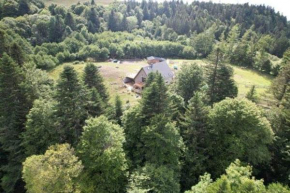 LE DOMAINE DE LA LOUVE BLANCHE